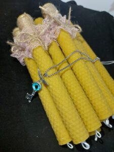 Lumânare naturală din ceară curată de albine